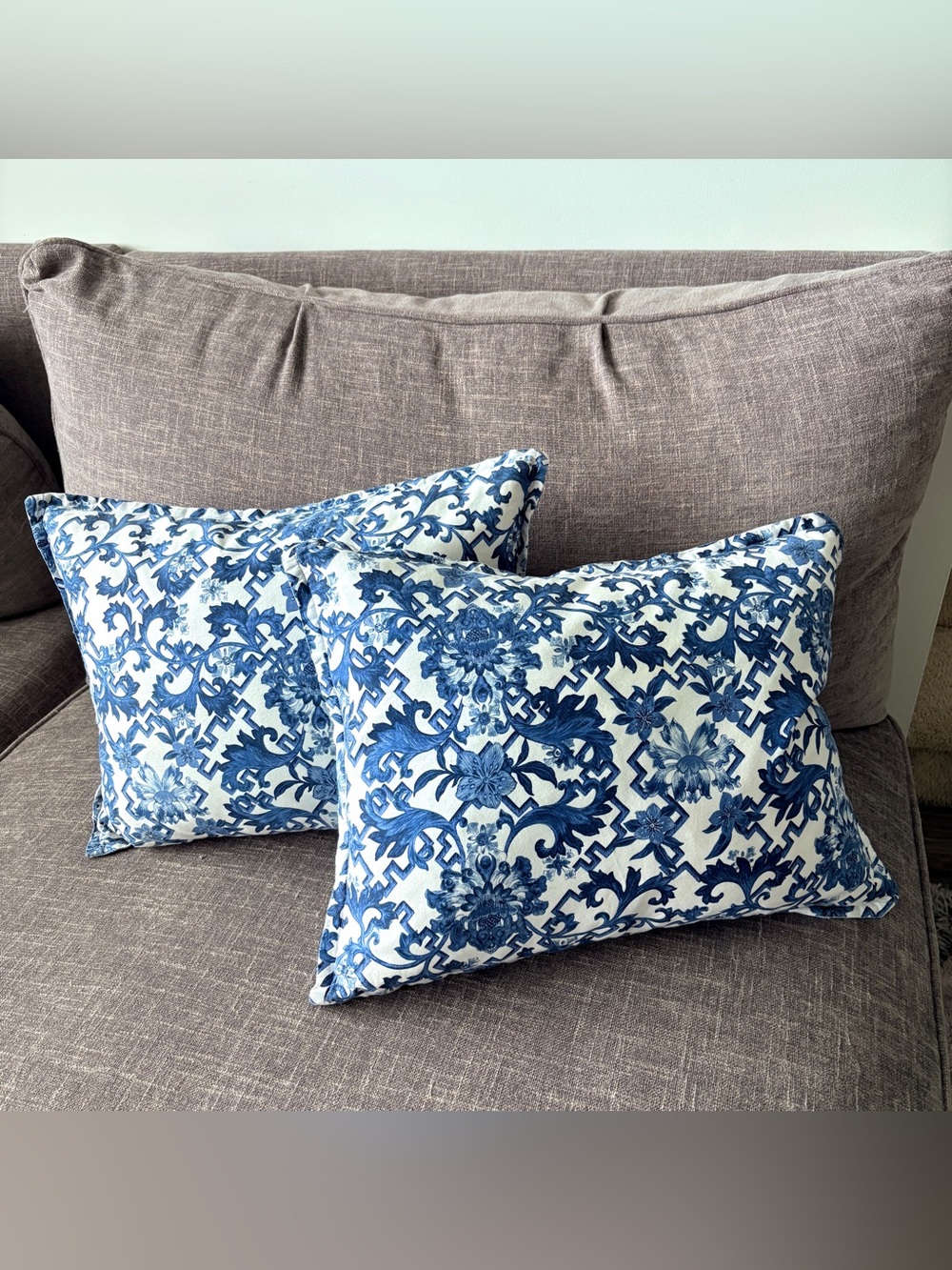 Ralph Lauren Home Dorsey Breakfast Pillows Set of Two